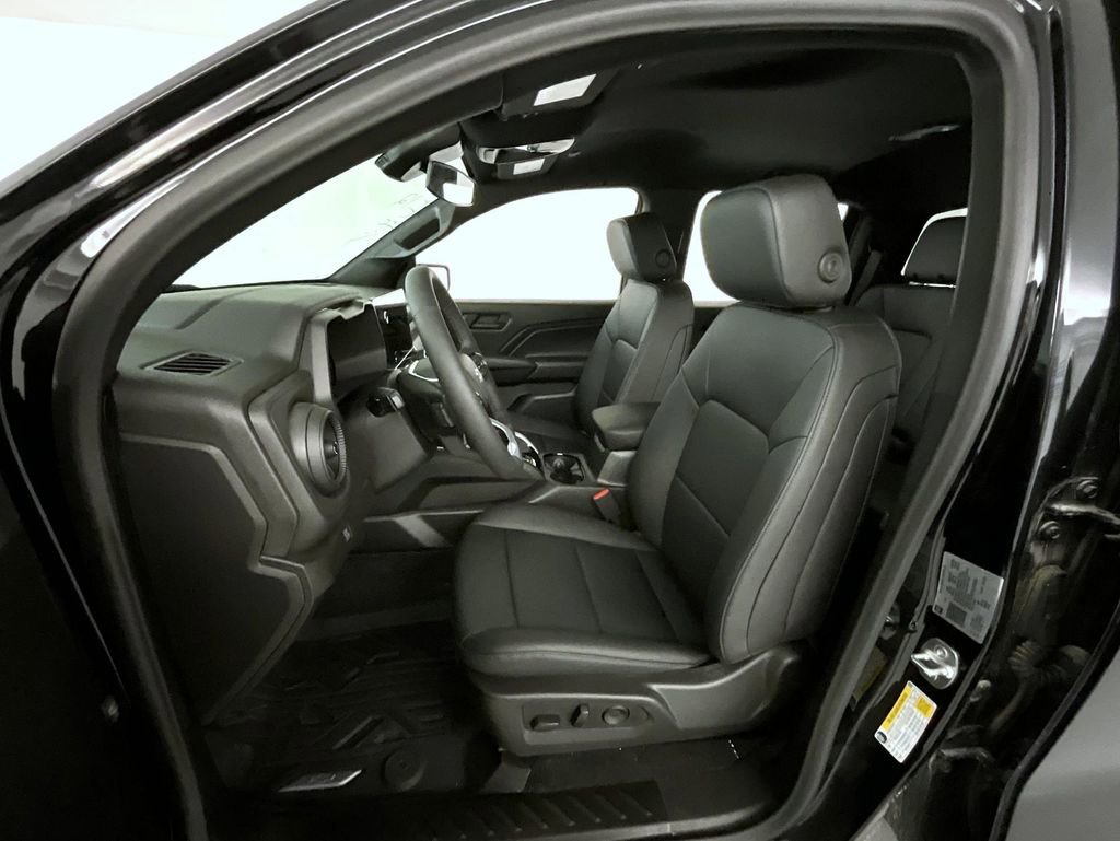 2025 Chevrolet Colorado Trail Boss photo 9