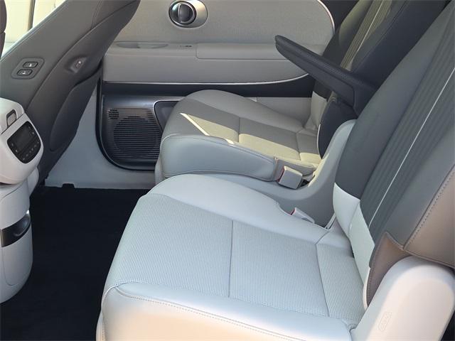 2026 Hyundai Ioniq photo 12