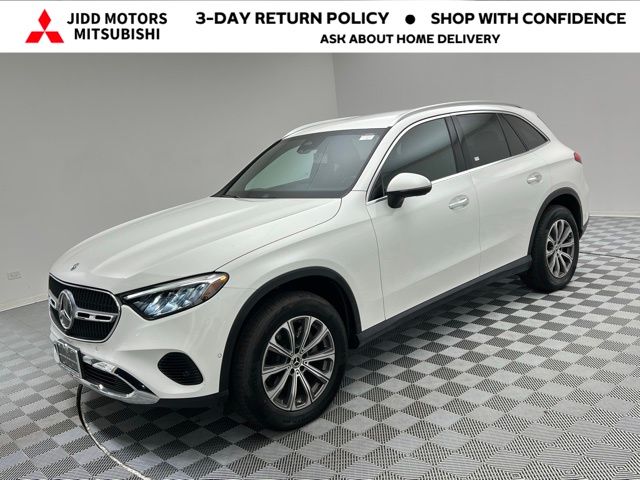 2024 Mercedes-Benz GLC GLC 300's photo