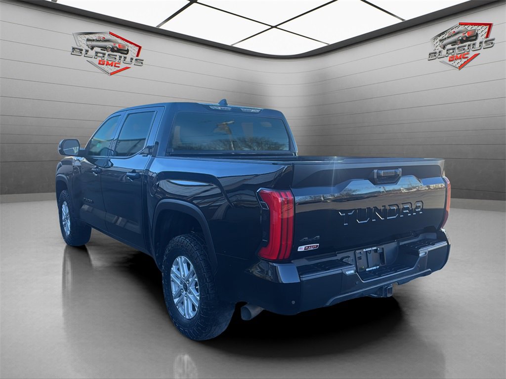 2023 Toyota Tundra SR5 photo 2