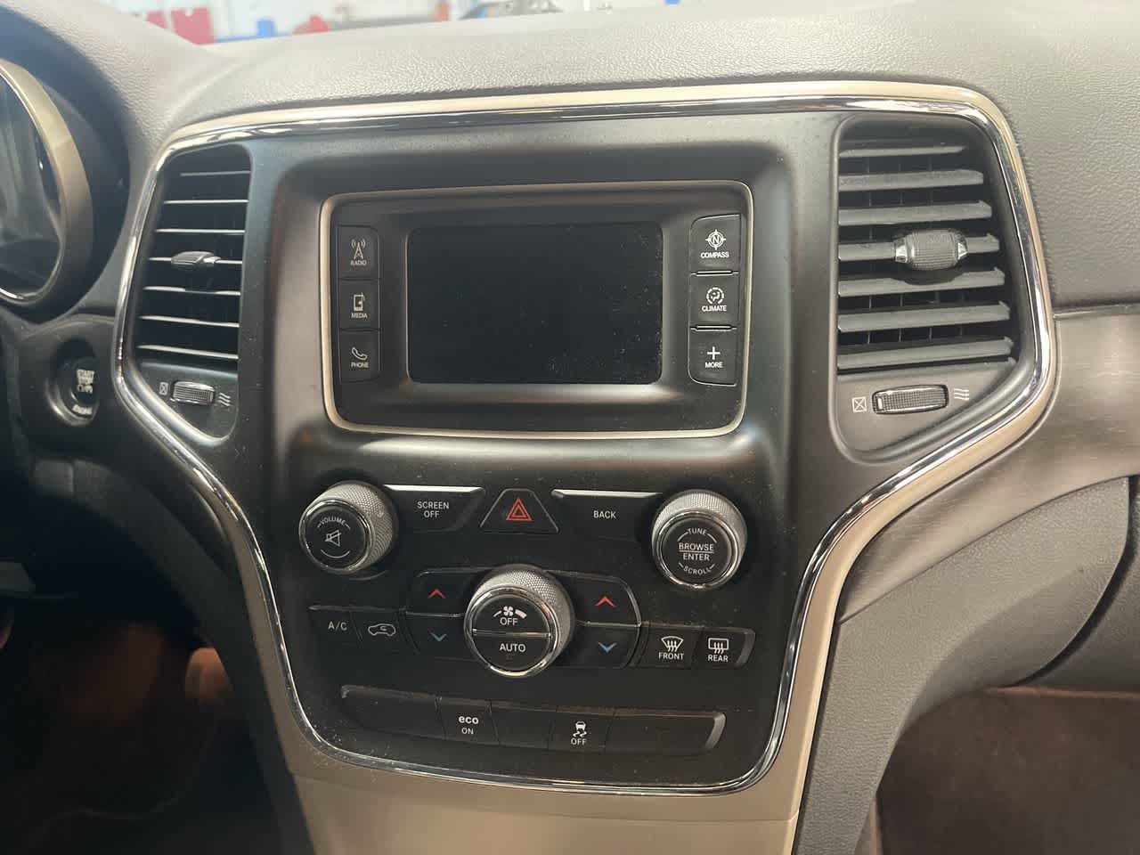 2015 Jeep Grand Cherokee Laredo photo 9
