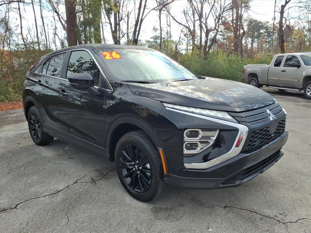 2026 Mitsubishi Eclipse Cross LE's photo