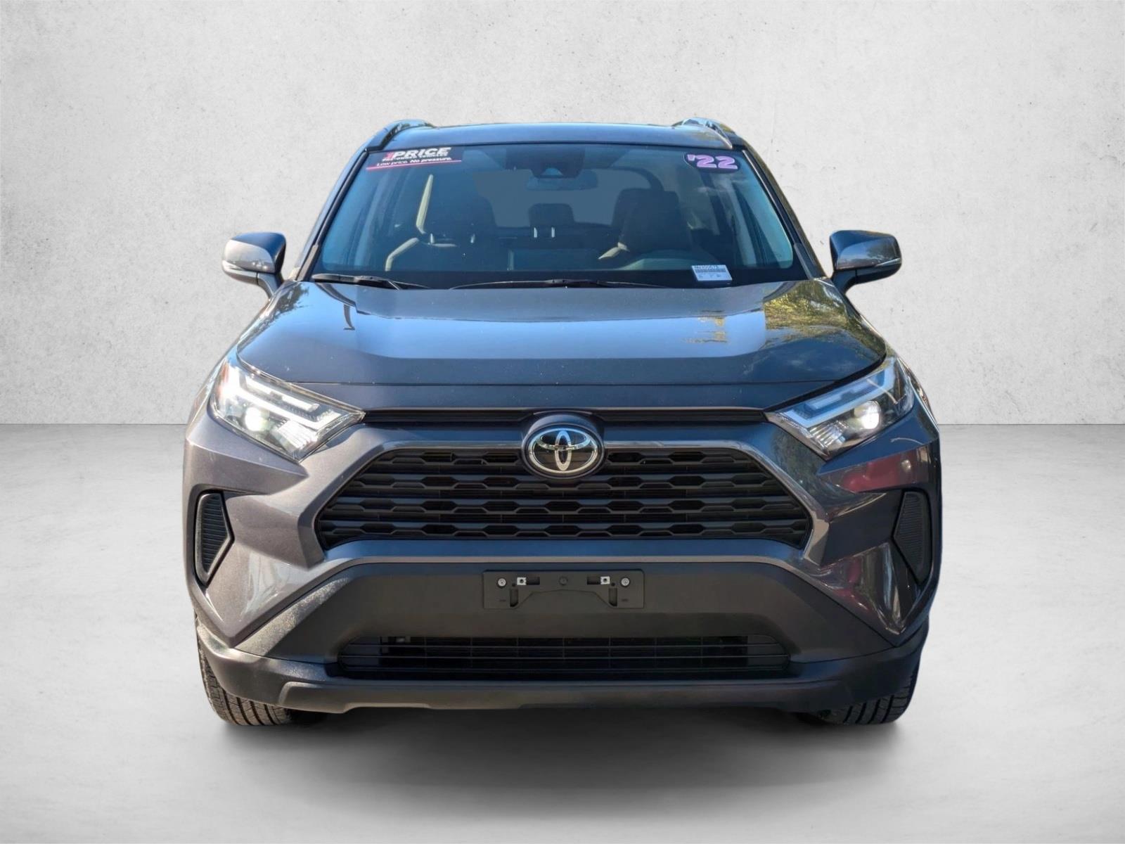 Used 2022 Toyota RAV4 XLE with VIN 2T3P1RFV7NW300575 for sale in Kansas City