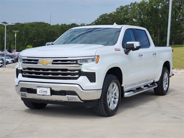 2026 Chevrolet Silverado 1500 LTZ photo 2