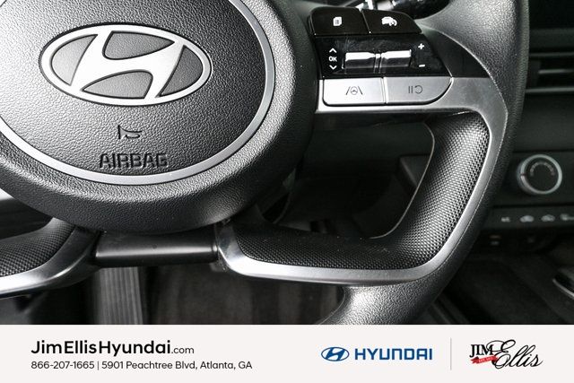 2024 Hyundai Elantra SE photo 8