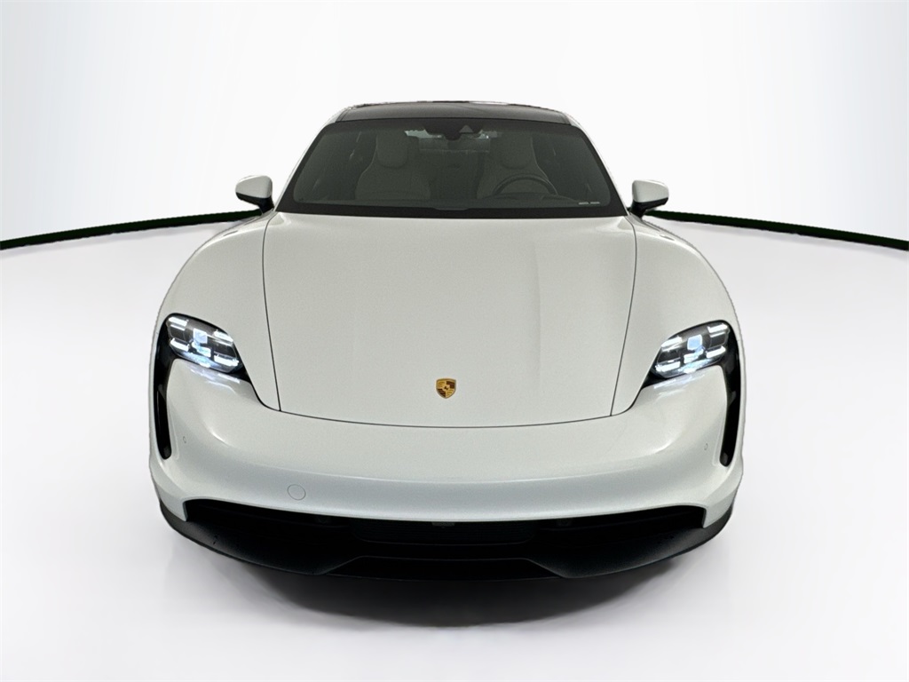 2022 Porsche Taycan Base photo 2