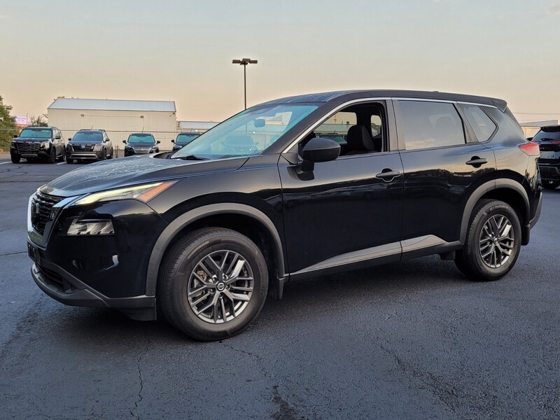 2021 Nissan Rogue S photo 3