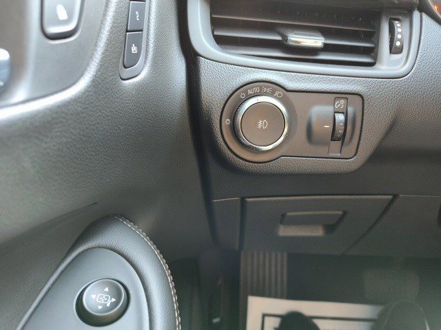 2017 Buick Envision Essence photo 22
