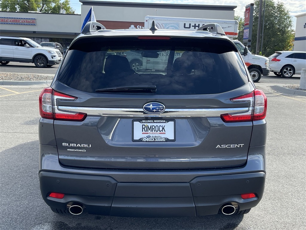 2024 Subaru Ascent Premium photo 3