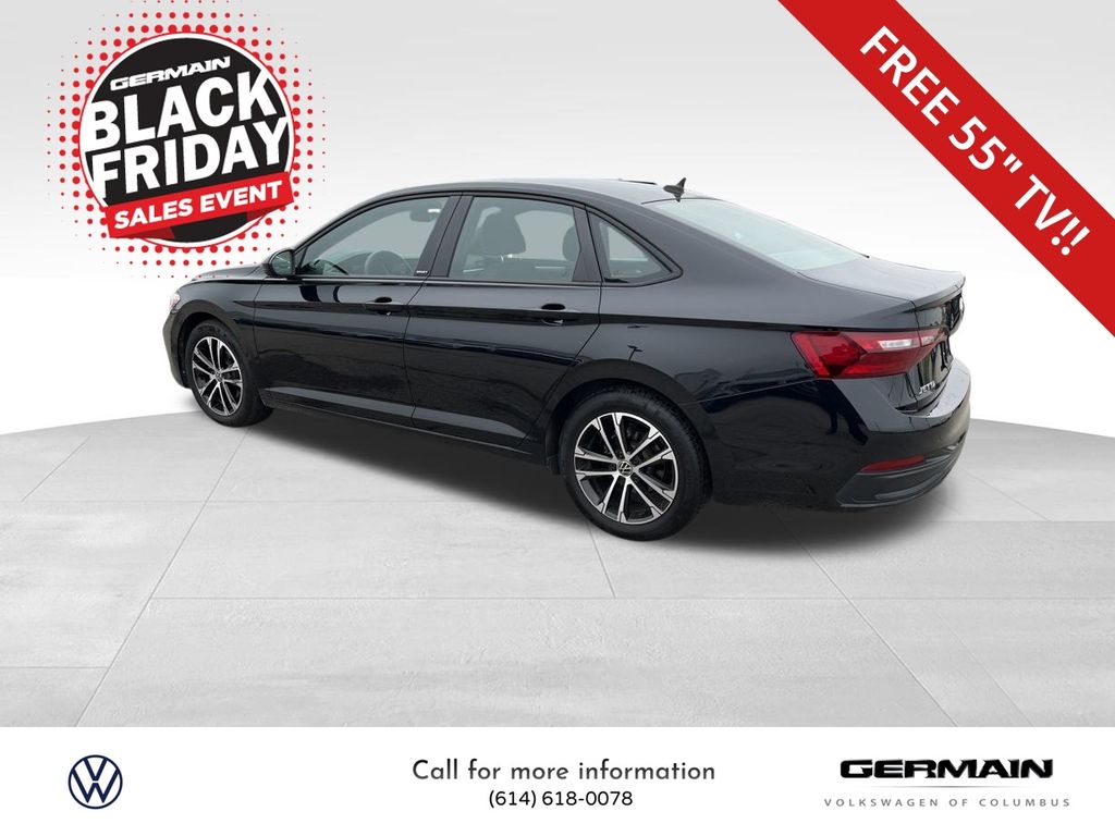 2024 Volkswagen Jetta 1.5T Sport photo 4