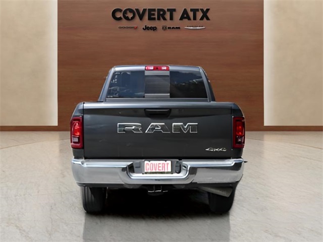 2025 Ram 2500 Tradesman photo 4