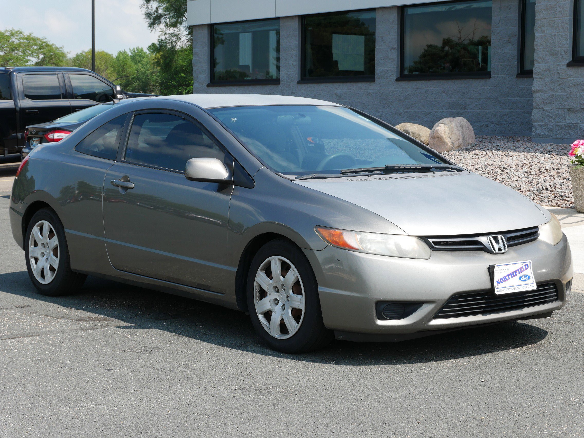 Used 2007 Honda Civic LX with VIN 2HGFG12667H580195 for sale in Northfield, Minnesota
