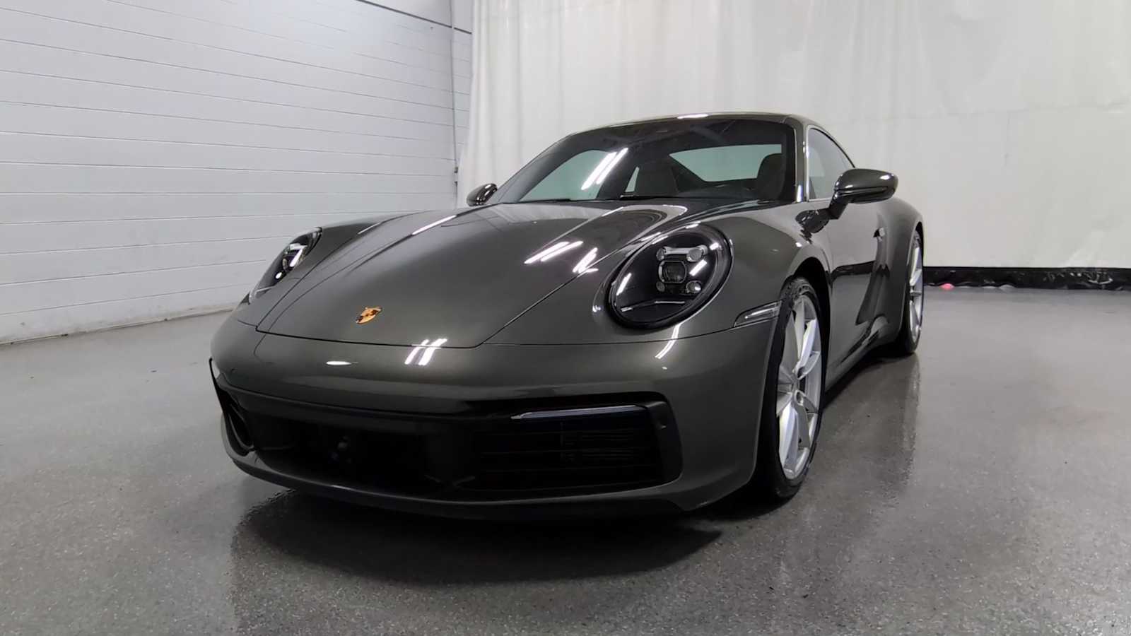 2024 Porsche 911 S photo 2