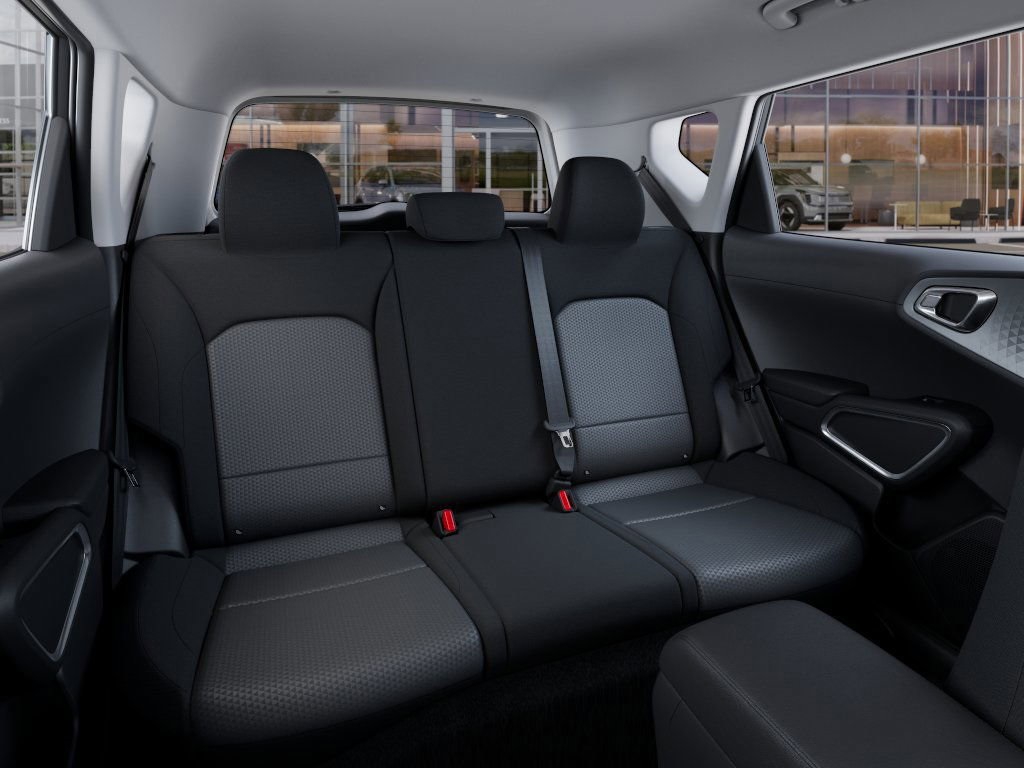 2025 Kia Soul LX photo 16