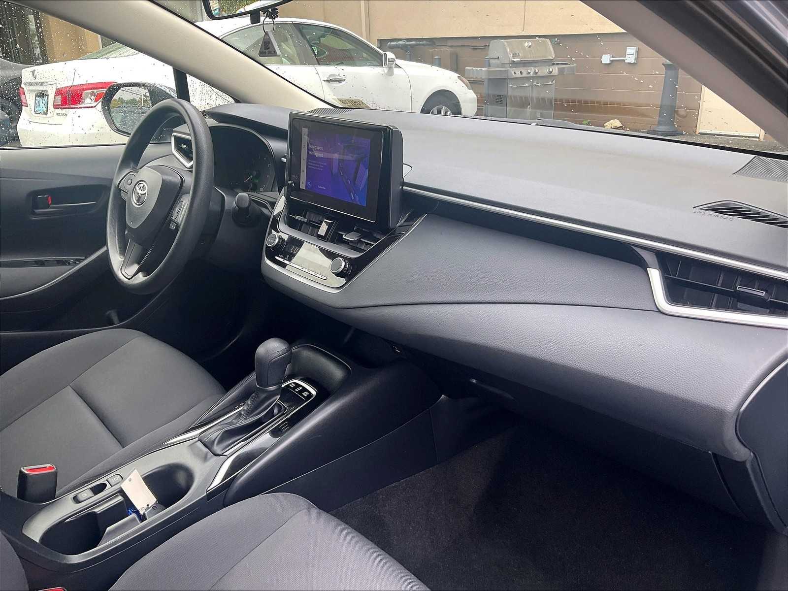2023 Toyota Corolla Hybrid LE photo 14