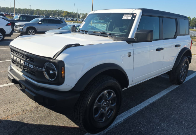 2025 Ford Bronco 4-Door Big Bend's photo