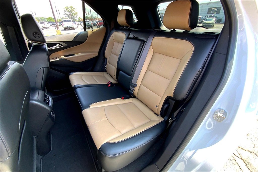 2022 Chevrolet Equinox Premier photo 25