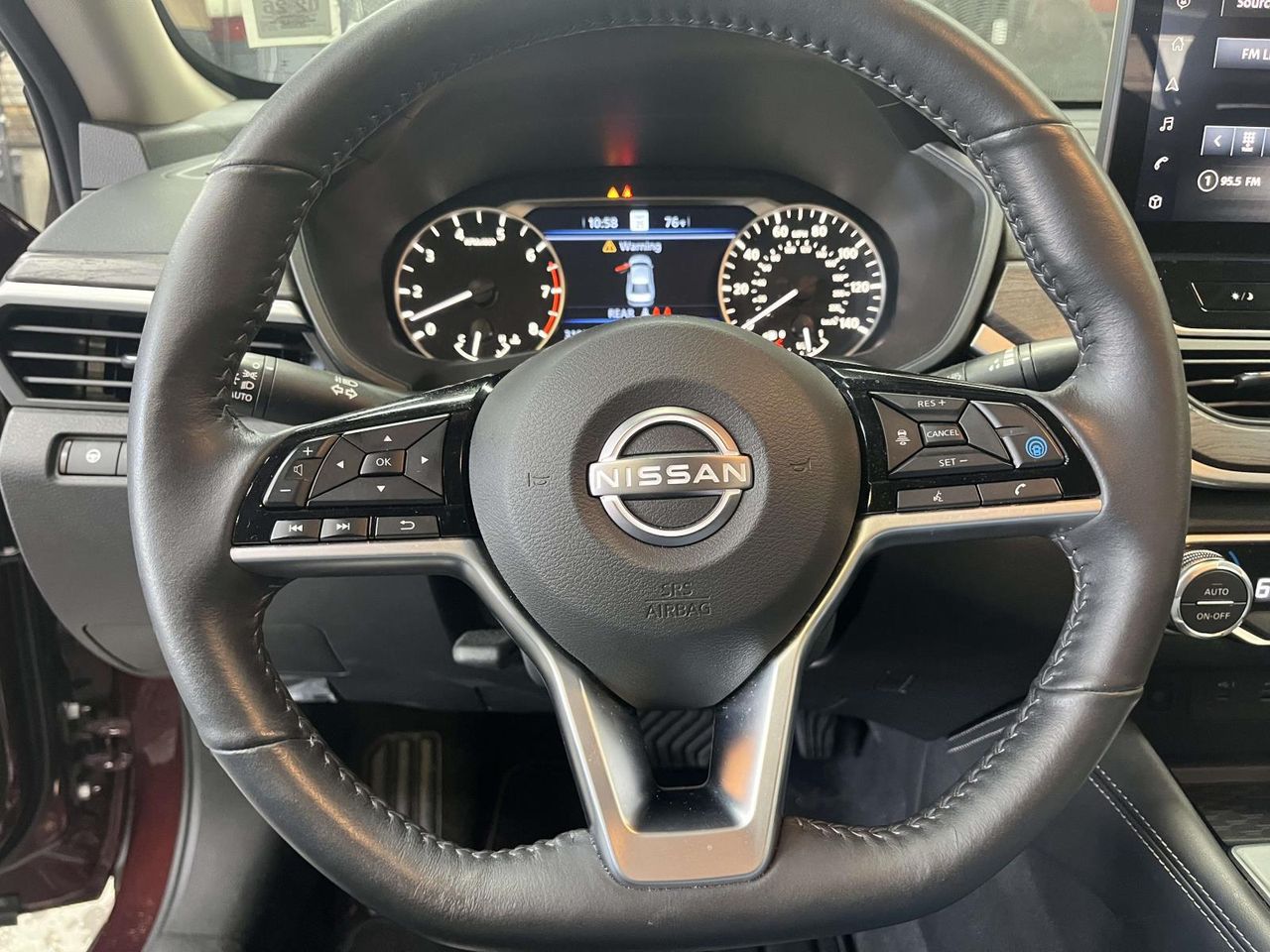 2024 Nissan Altima SL photo 20