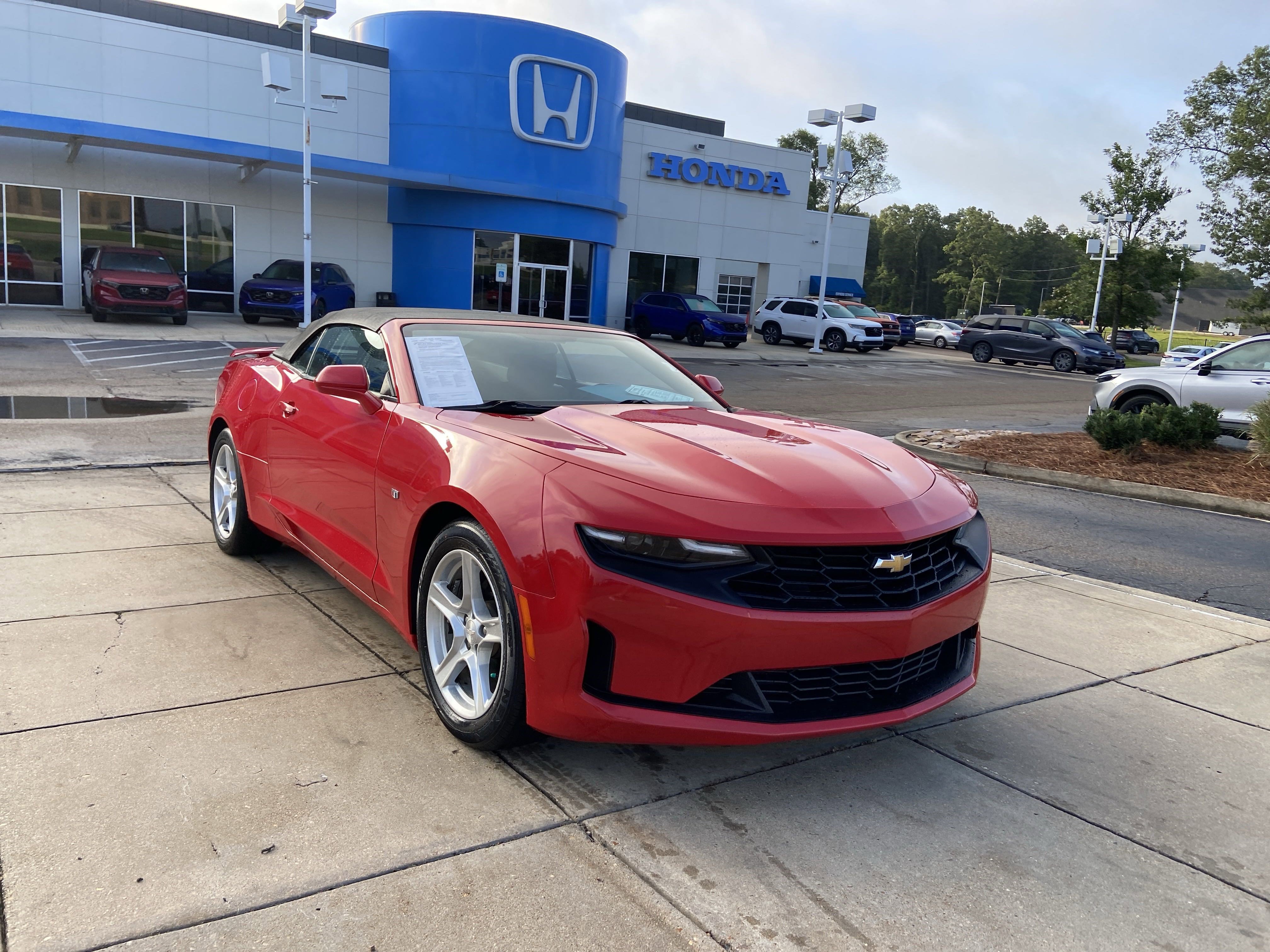 Used 2020 Chevrolet Camaro 1LT with VIN 1G1FB3DS4L0105932 for sale in Ridgeland, MS