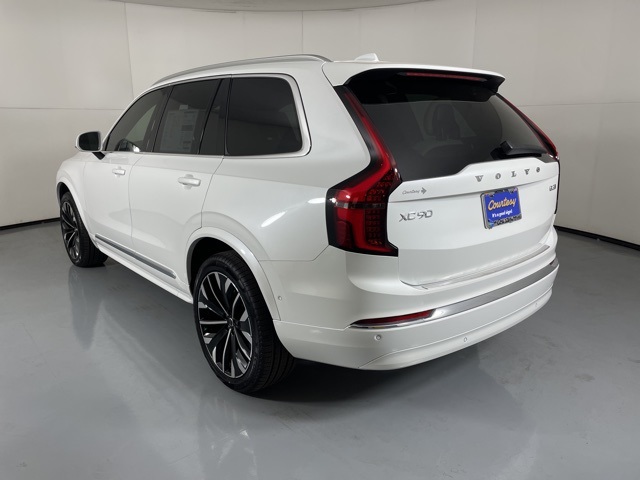 2025 Volvo XC90 B5 AWD Plus photo 6