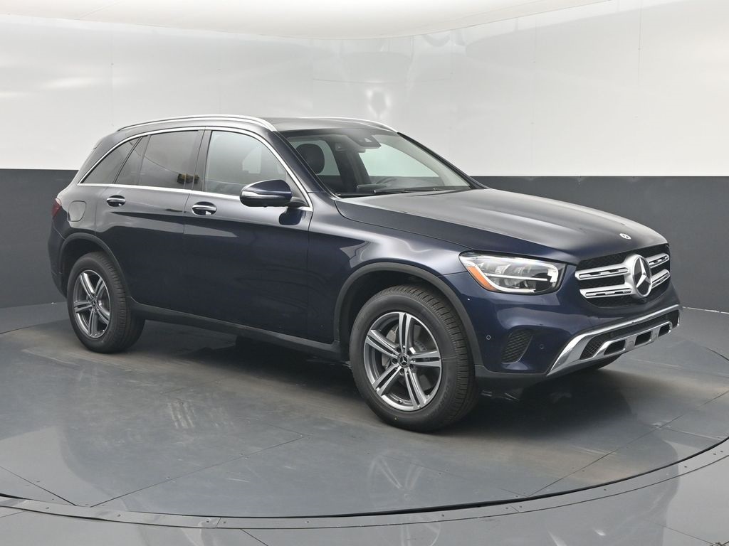 2022 Mercedes-Benz GLC GLC300's photo