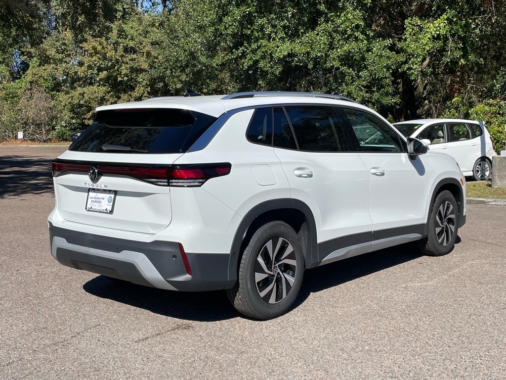 2026 Volkswagen Tiguan S photo 3