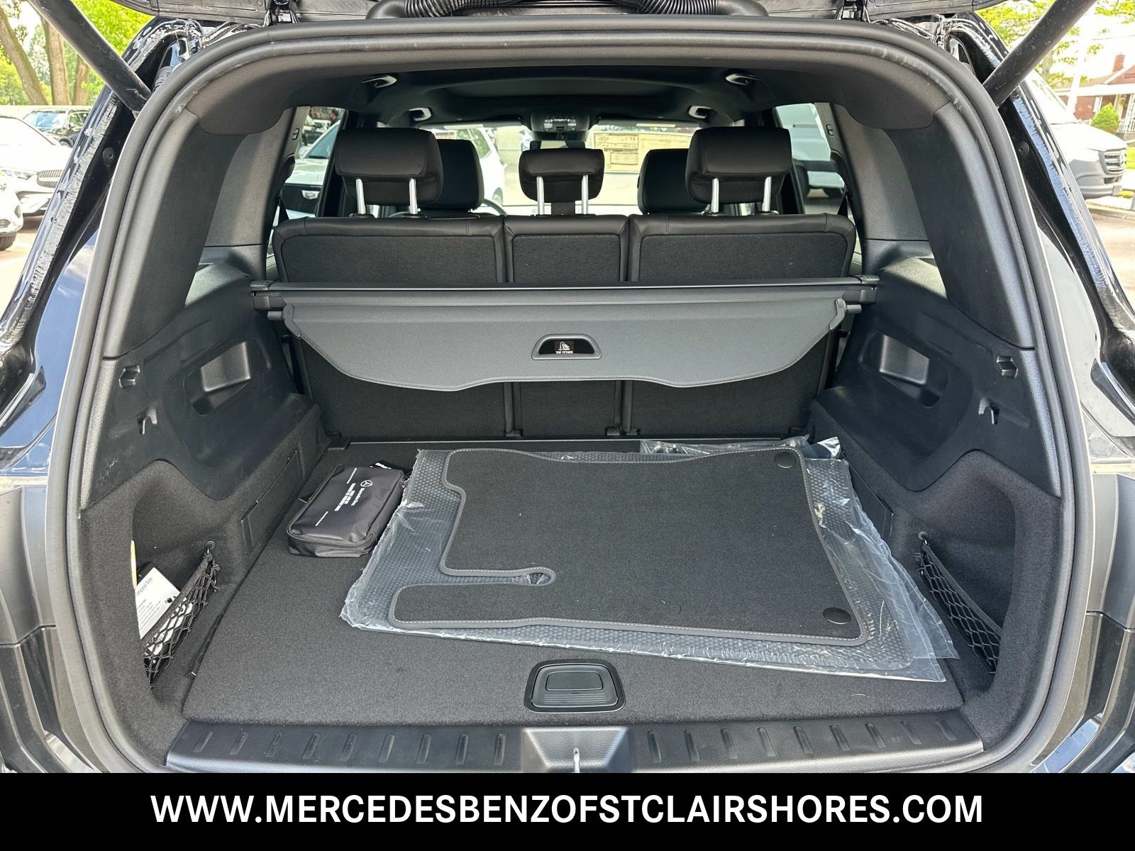 2025 Mercedes Benz GLB 250 4MATIC photo 10