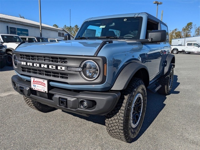 2024 Ford Bronco Black Diamond photo 8