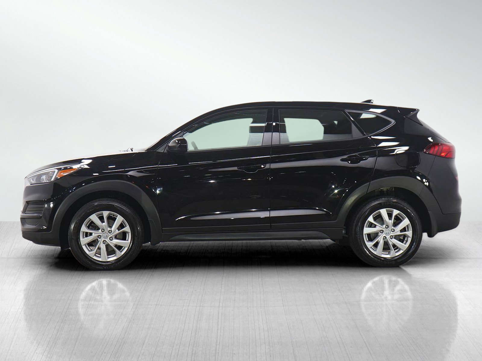 Used 2020 Hyundai Tucson SE with VIN KM8J2CA45LU209812 for sale in Burnsville, Minnesota