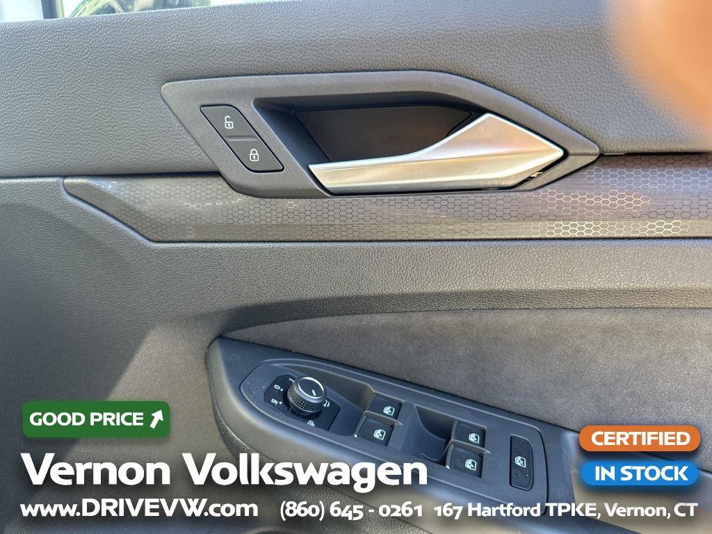 2024 Volkswagen Golf GTI 380 S photo 11