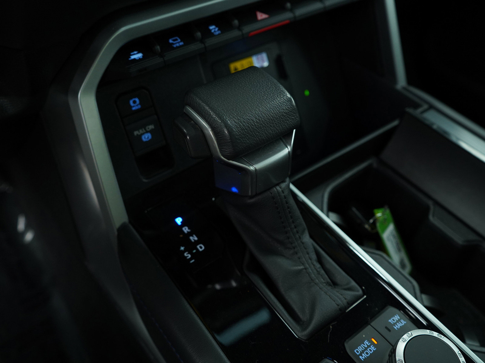 2024 Toyota Tundra Platinum photo 24
