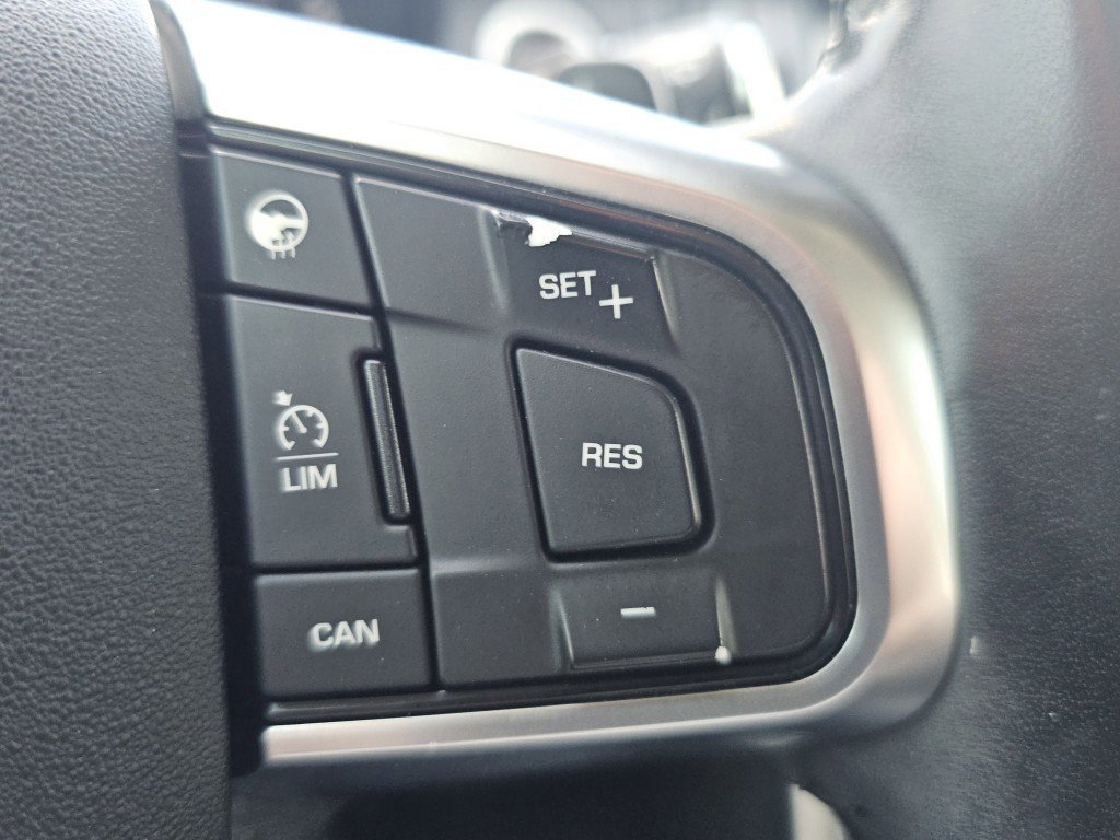 2016 Land Rover Discovery Sport HSE photo 13
