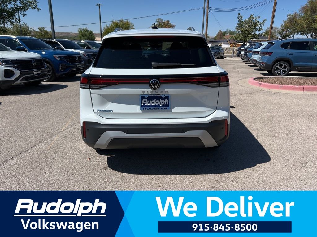 2025 Volkswagen Tiguan S photo 3