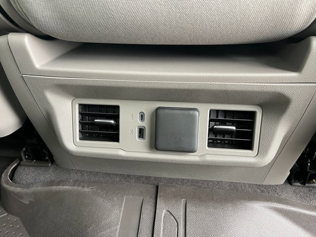 2025 Chevrolet Silverado 1500 LT photo 10