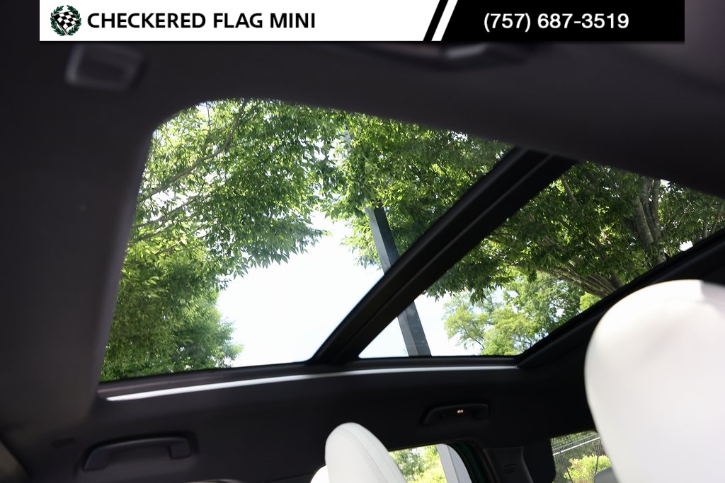 2025 Mini Cooper S ALL4 photo 18