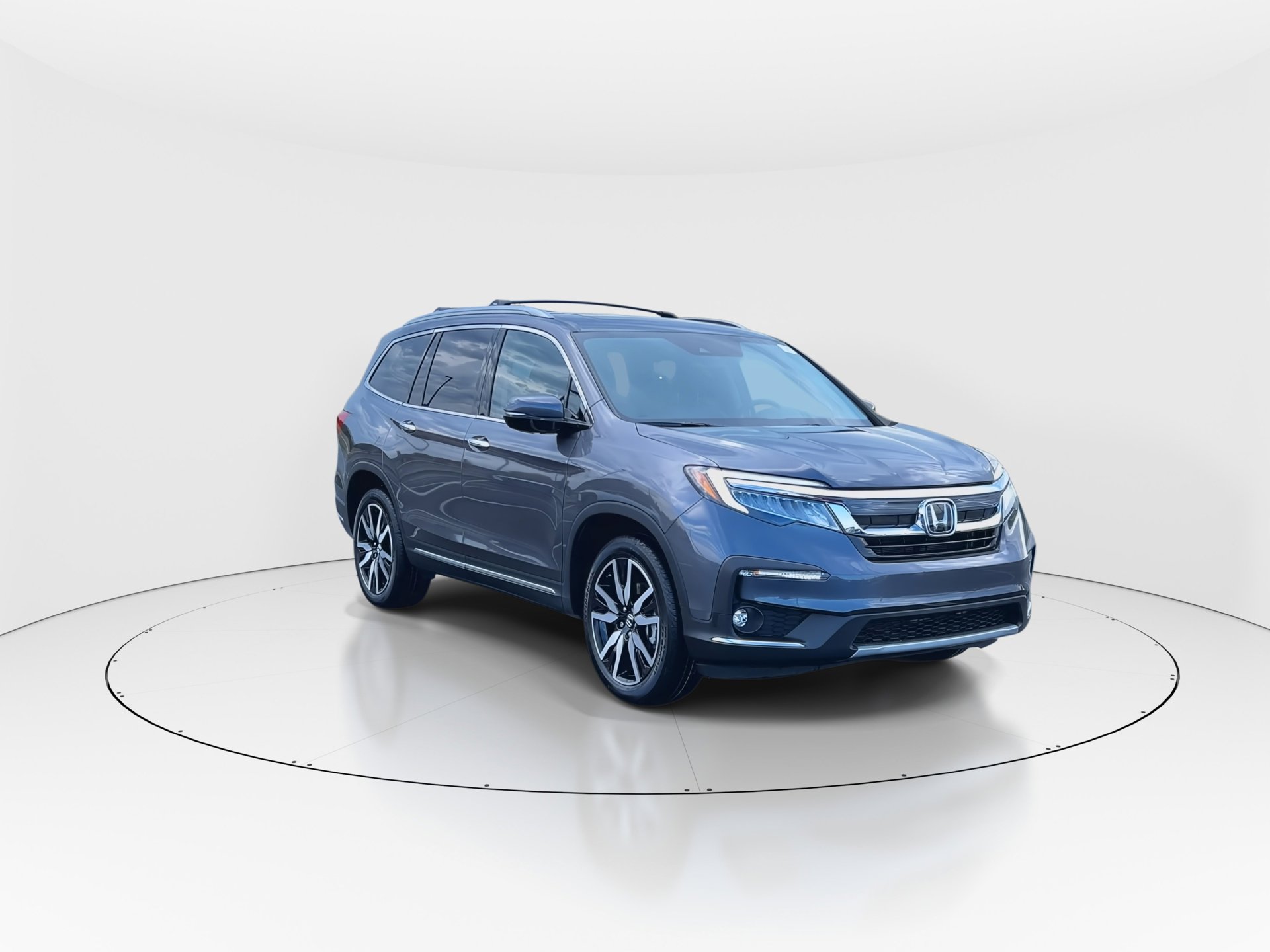 Certified 2022 Honda Pilot Touring with VIN 5FNYF6H66NB075095 for sale in Kansas City