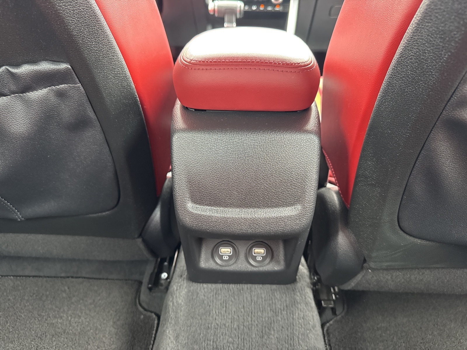2024 Kia K5 GT-Line photo 30