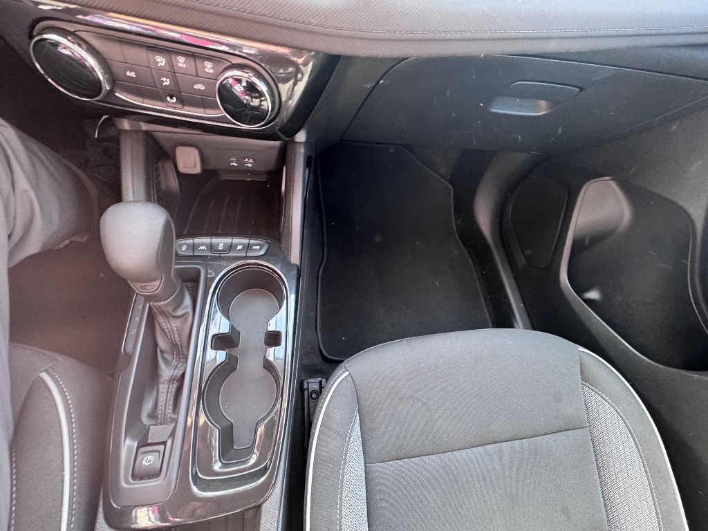 2025 Chevrolet Trailblazer LT photo 11