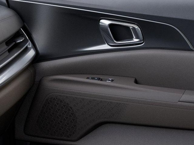 2026 Kia Carnival LXS photo 25