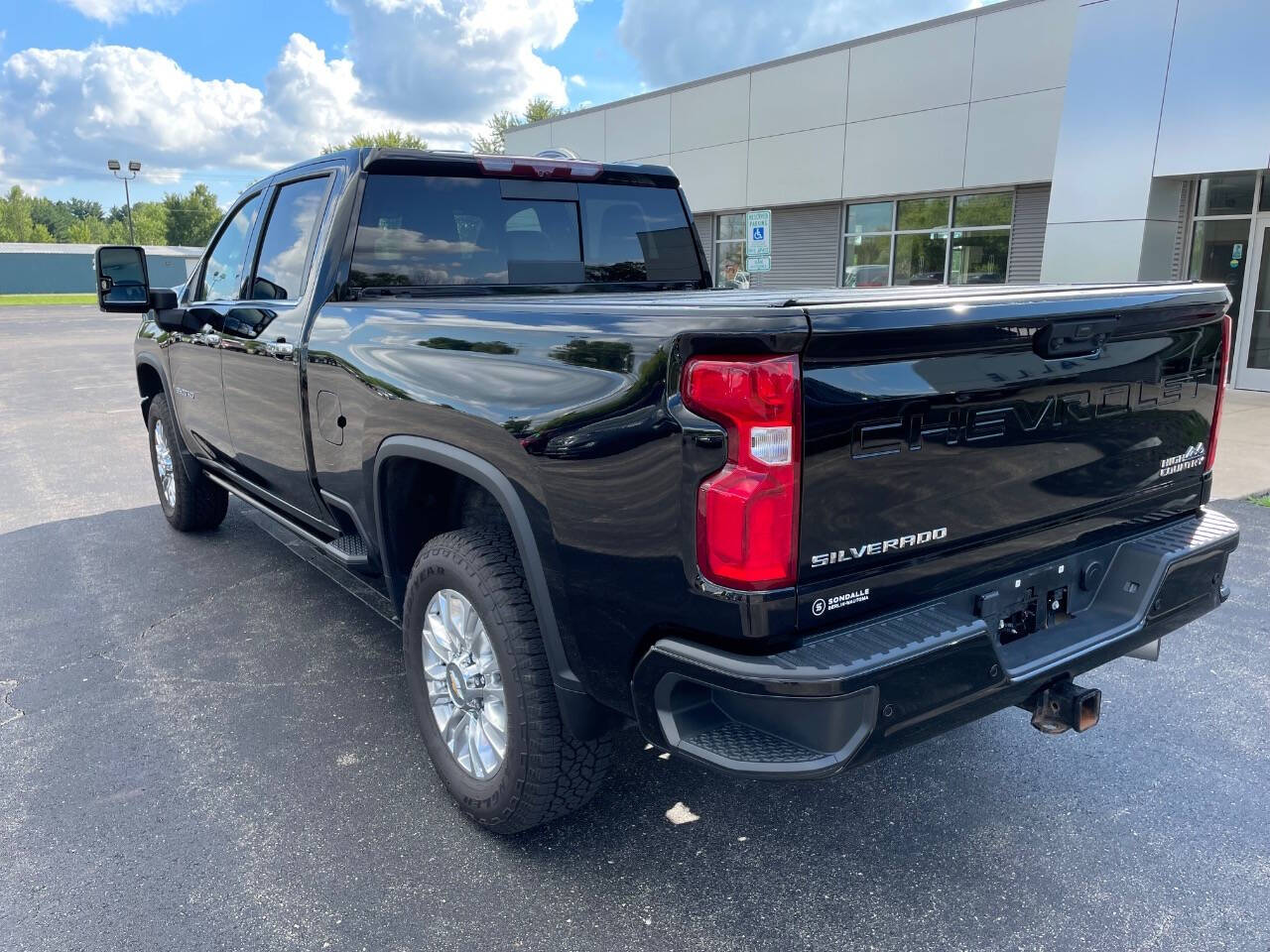 2021 Chevrolet Silverado 3500HD High Country photo 6