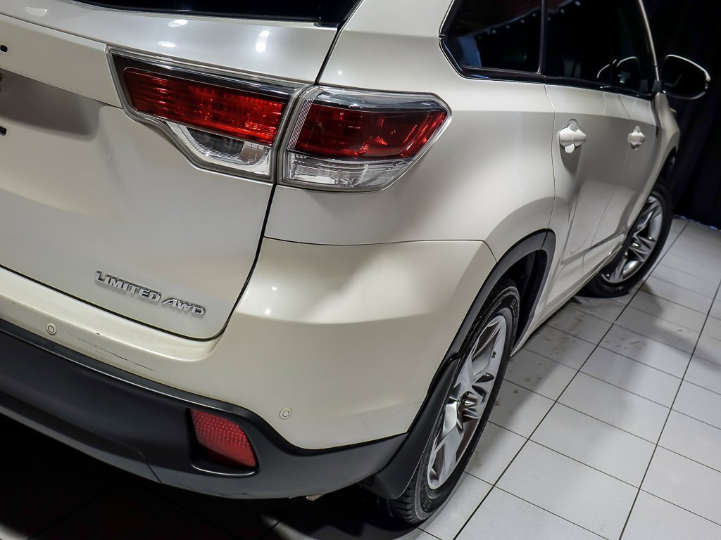 2016 TOYOTA HIGHLANDER - Image 8
