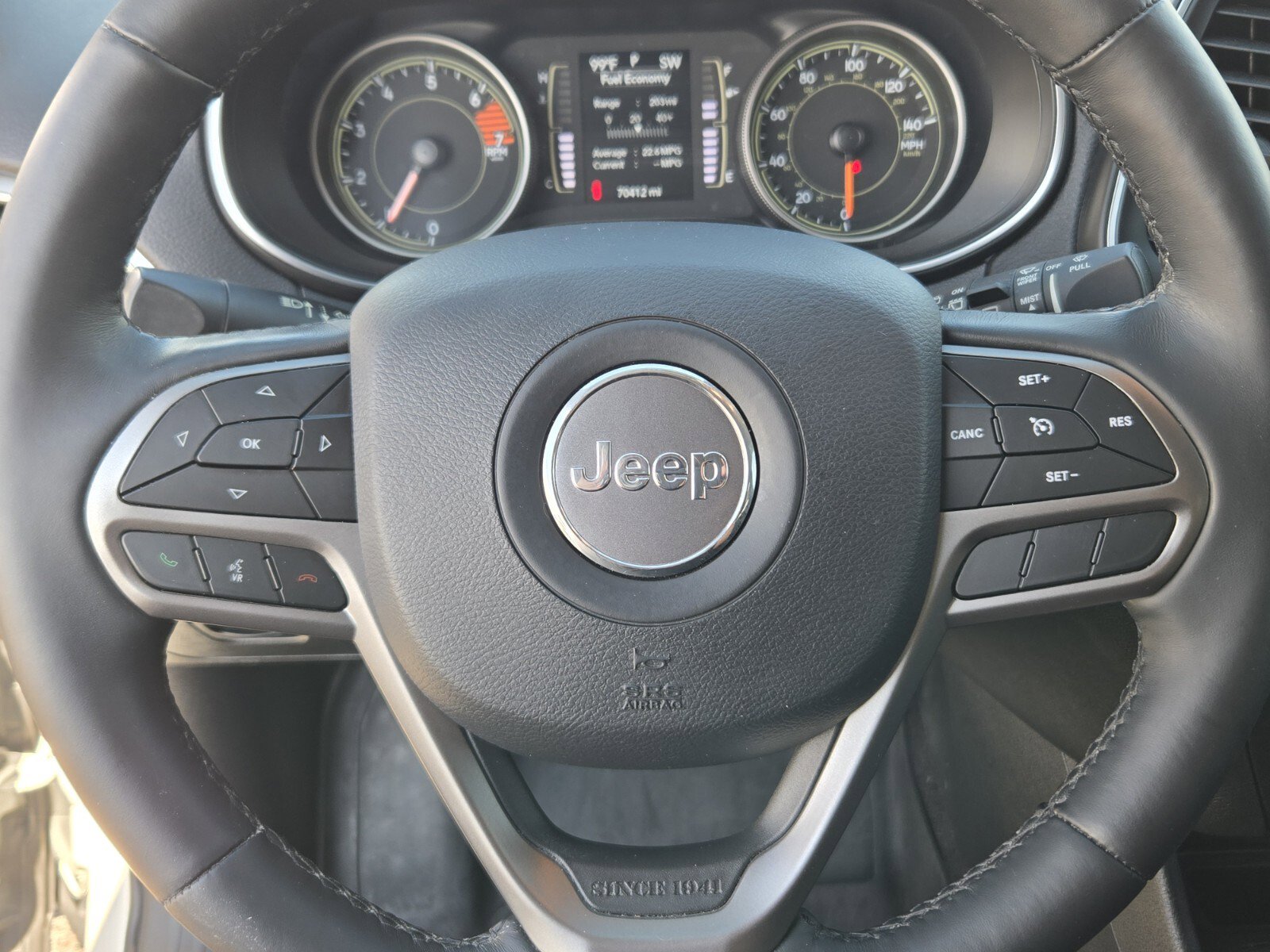 2019 Jeep Cherokee Latitude photo 27