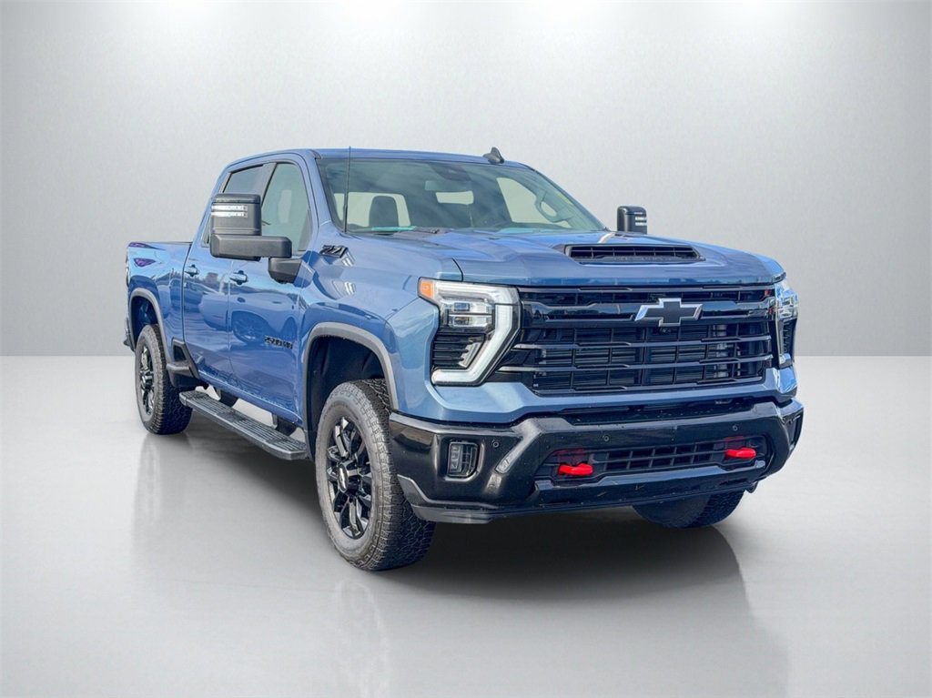 2025 Chevrolet Silverado 2500HD LT's photo