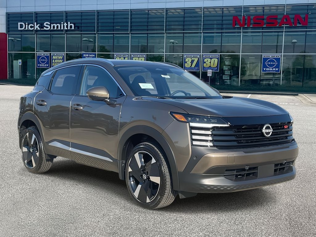 2025 Nissan Kicks SR's photo