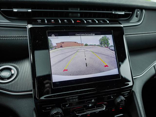 2025 Jeep Grand Cherokee Laredo photo 21