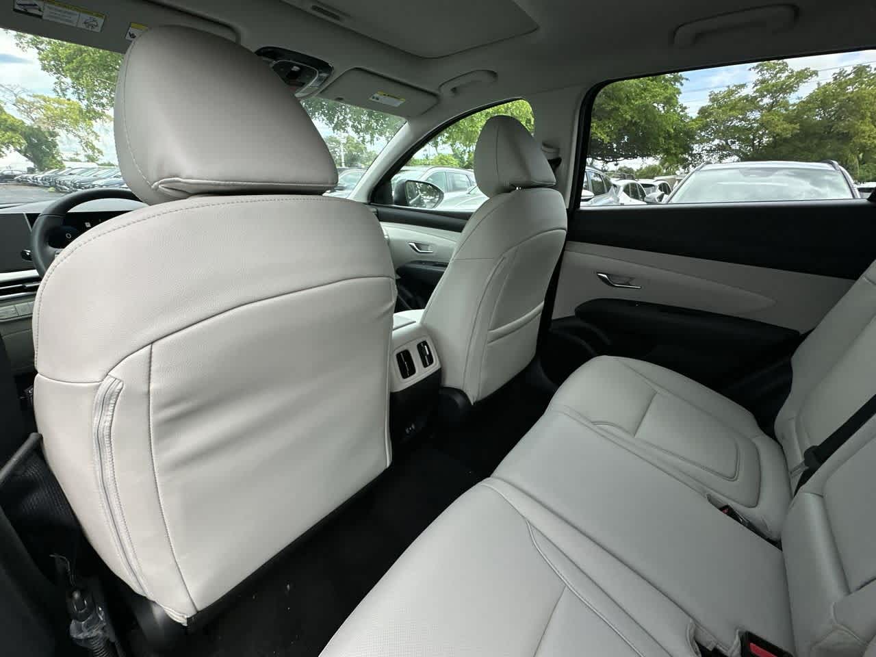 2025 Hyundai Tucson SEL Convenience photo 21