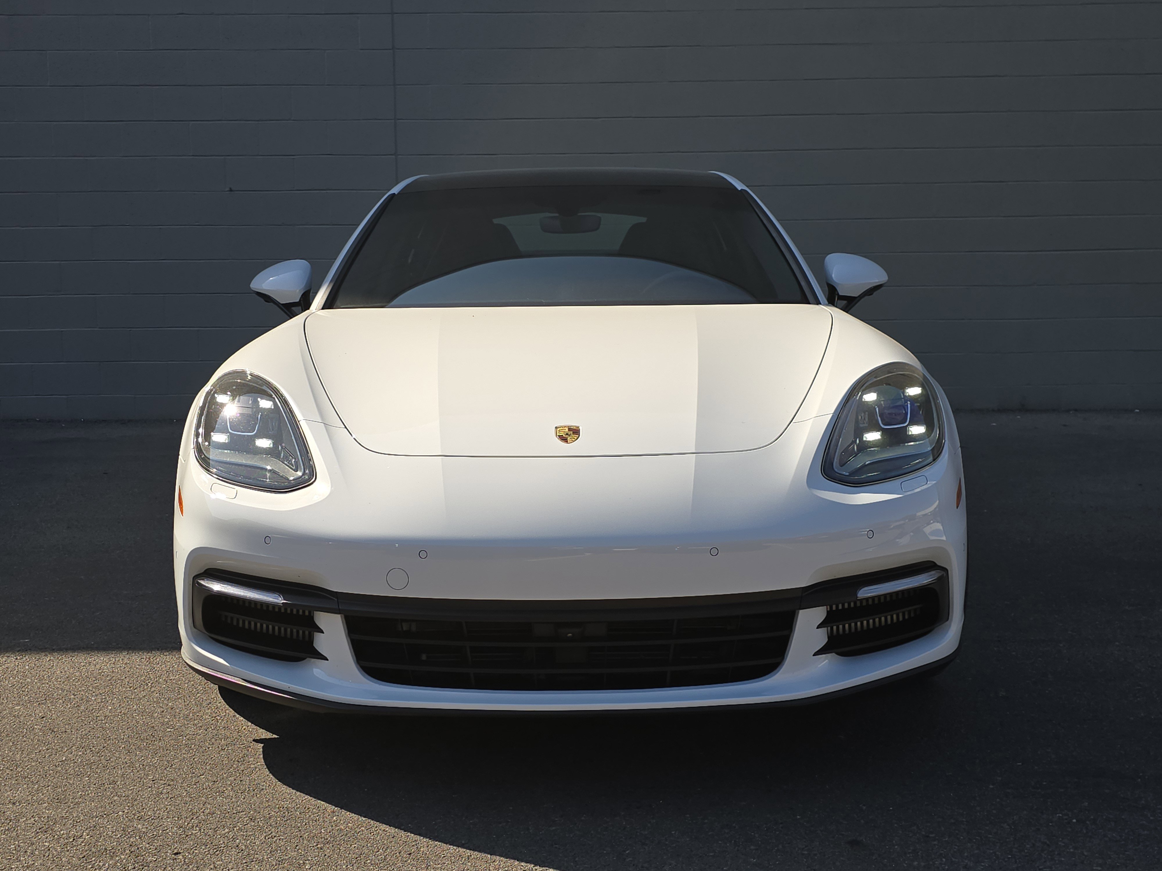 2020 Porsche Panamera 4S photo 2