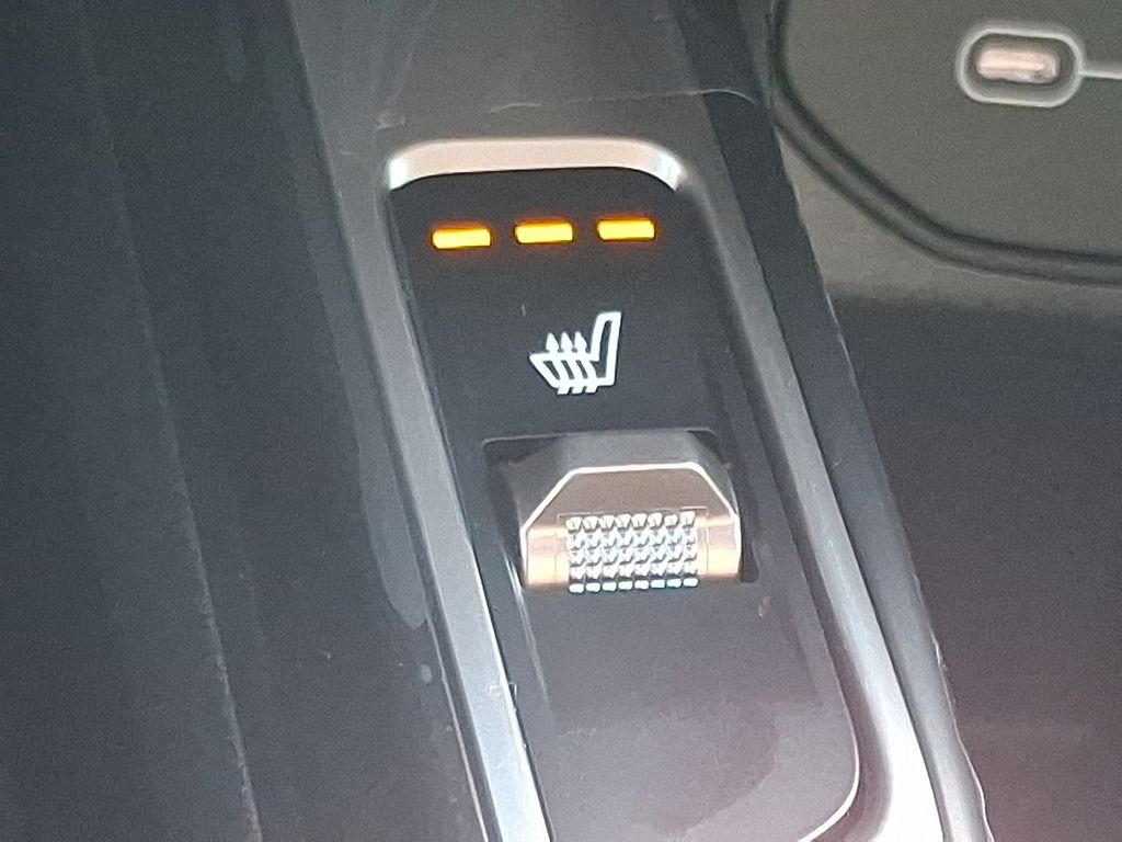 2026 Kia Sorento EX photo 17