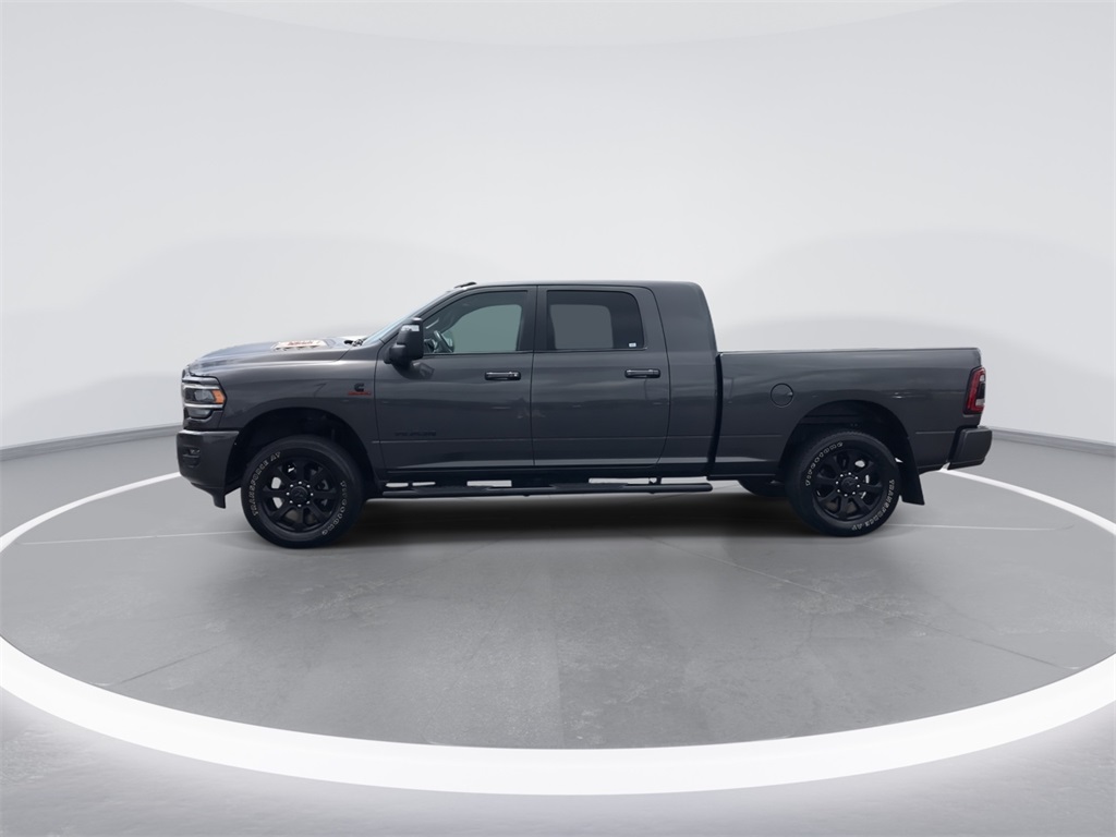 2023 Ram 3500 Laramie photo 4