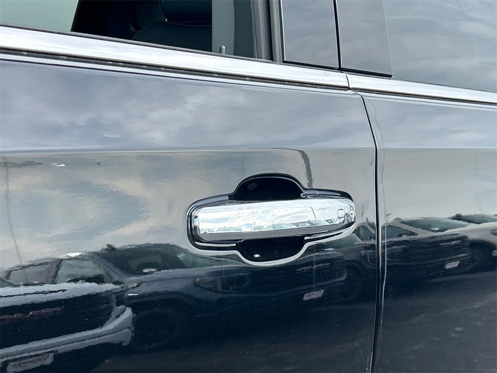 2026 GMC SIERRA - Image 12